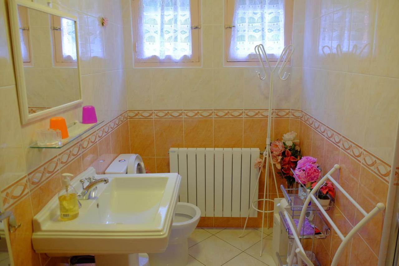 Le Cottage - Chambres D'Hotes Paris Saclay ビュール・シュリヴェット エクステリア 写真