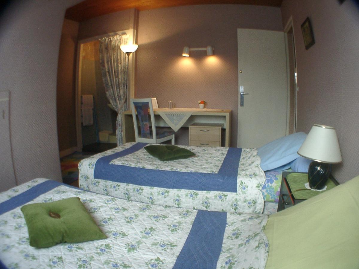 Le Cottage - Chambres D'Hotes Paris Saclay ビュール・シュリヴェット エクステリア 写真